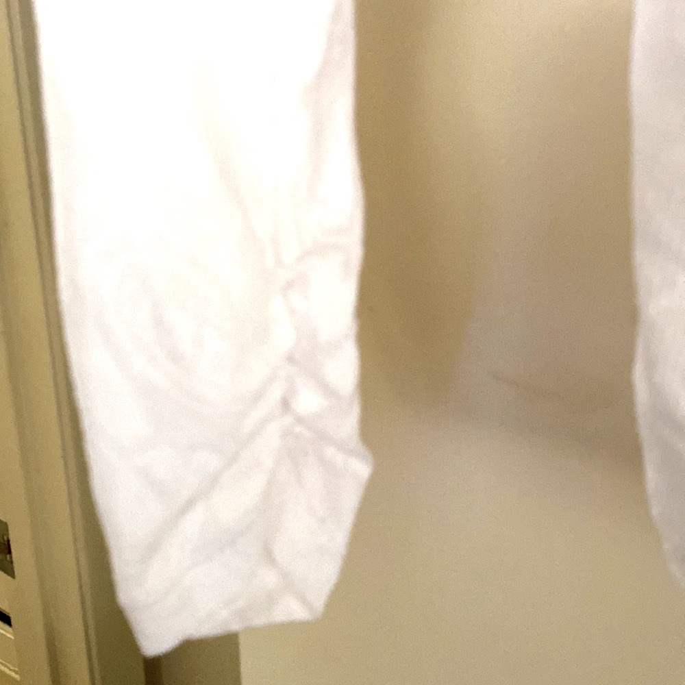 Cabi white, lace designed feminine blouse. - Picture 4 of 6